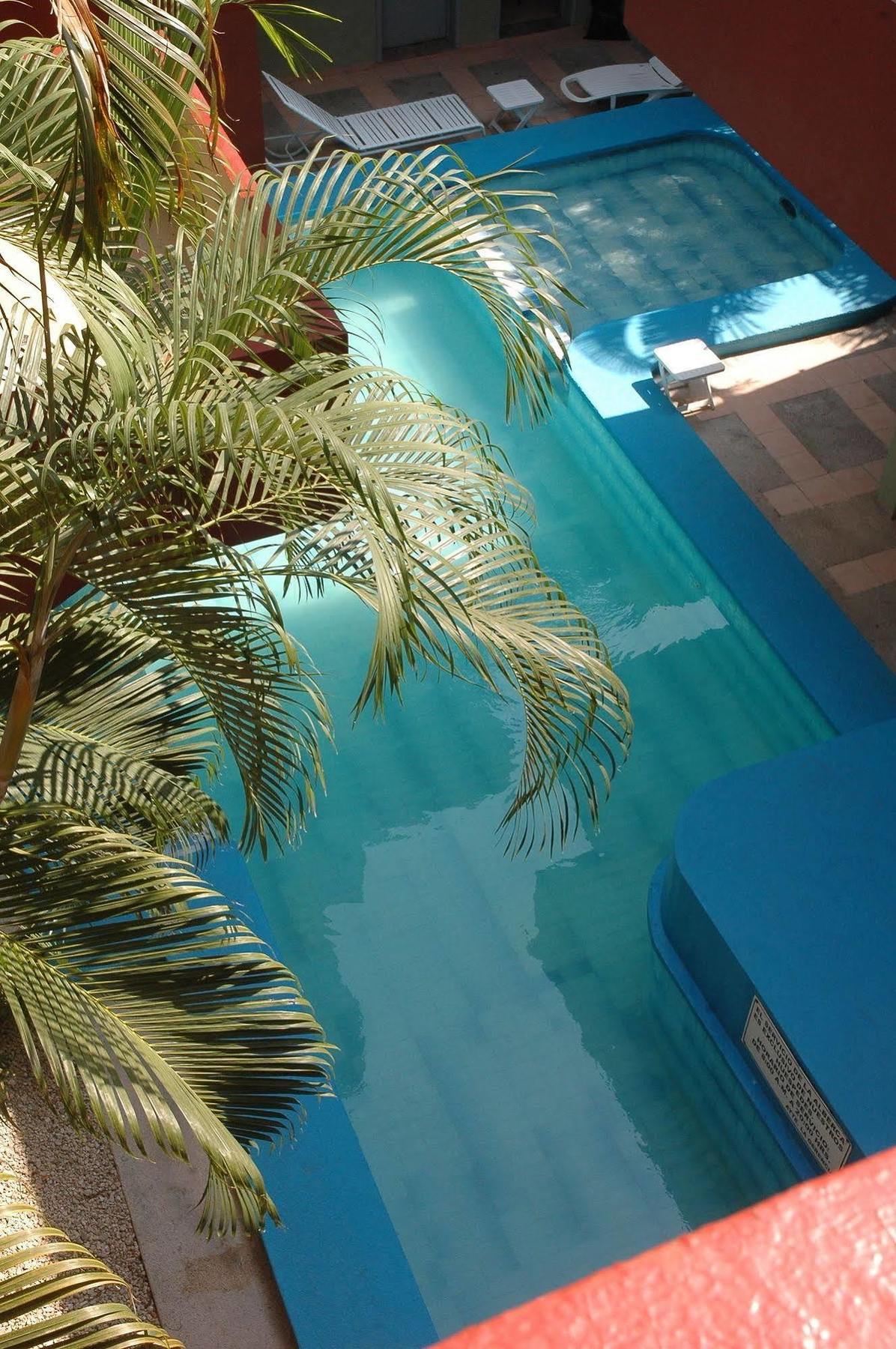 Hotel Marlon Четумаль Экстерьер фото